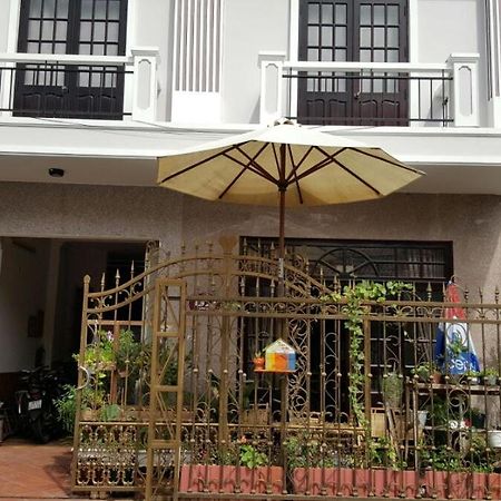 Little Home Hostel Vinh Hai Esterno foto