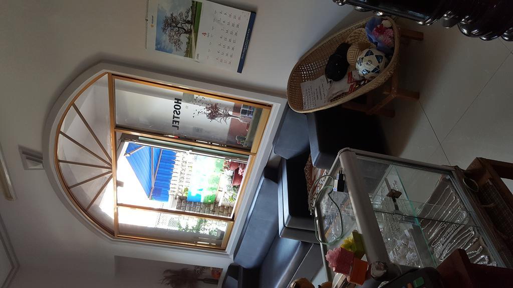 Little Home Hostel Vinh Hai Esterno foto