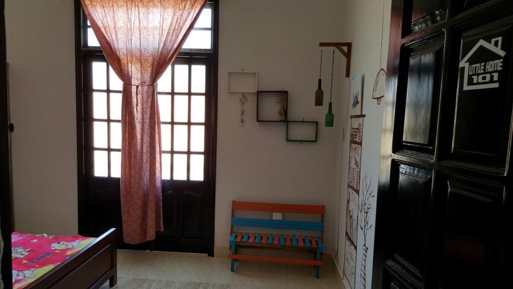 Little Home Hostel Vinh Hai Esterno foto