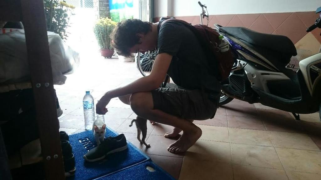 Little Home Hostel Vinh Hai Esterno foto