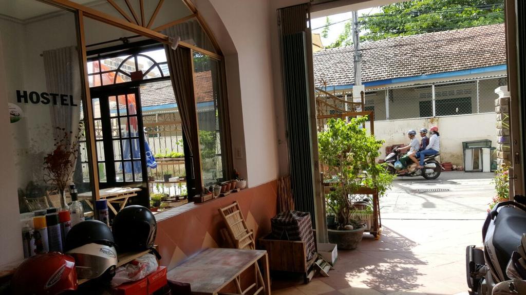 Little Home Hostel Vinh Hai Esterno foto
