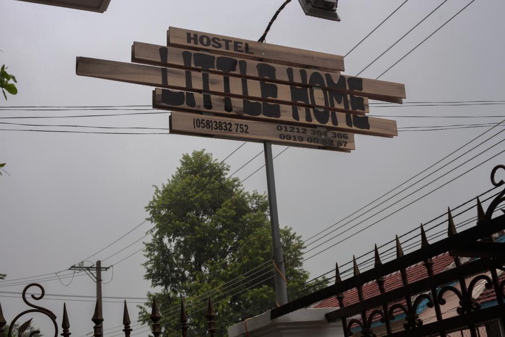 Little Home Hostel Vinh Hai Esterno foto